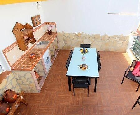 فيلا Casa Maria En El Centro نيرخا المظهر الخارجي الصورة